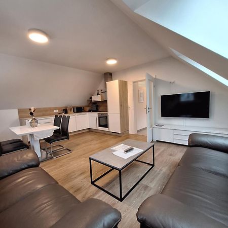 Murtal Appartement Groessingblick Top 5 Zeltweg Exterior photo
